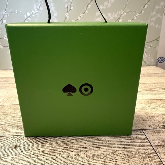 Kate Spade NY X Target Limited Edition 3pk Mixed Novelty Pin Set - Picture 4 of 4